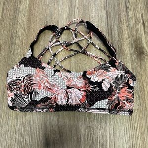 Lululemon Sports Bra Size 6